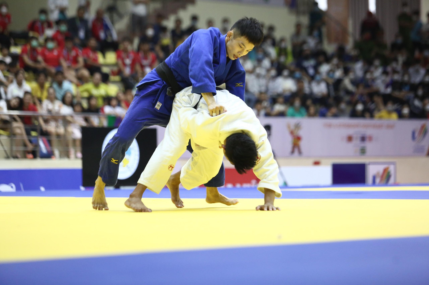 Trực tiếp SEA Games ngày 21/5:Bóng đá nữ thắng Thái Lan, TTVN cán mốc 180 HCV ảnh 31