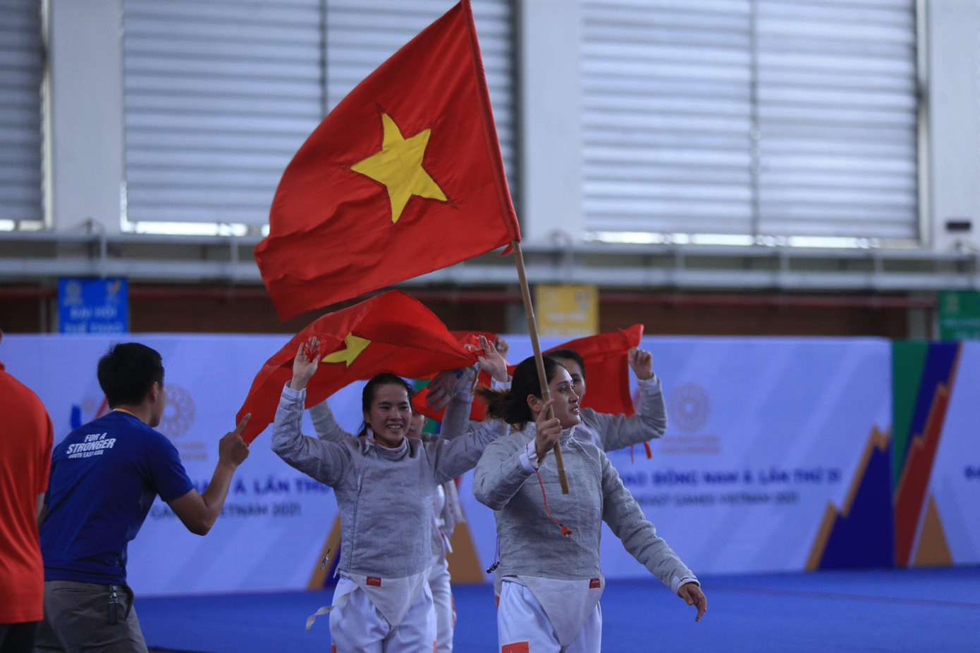 Trực tiếp SEA Games 31 ngày 18/5: Giành 21 HCV, Đoàn TTVN 'cô độc' trên đỉnh bảng ảnh 21