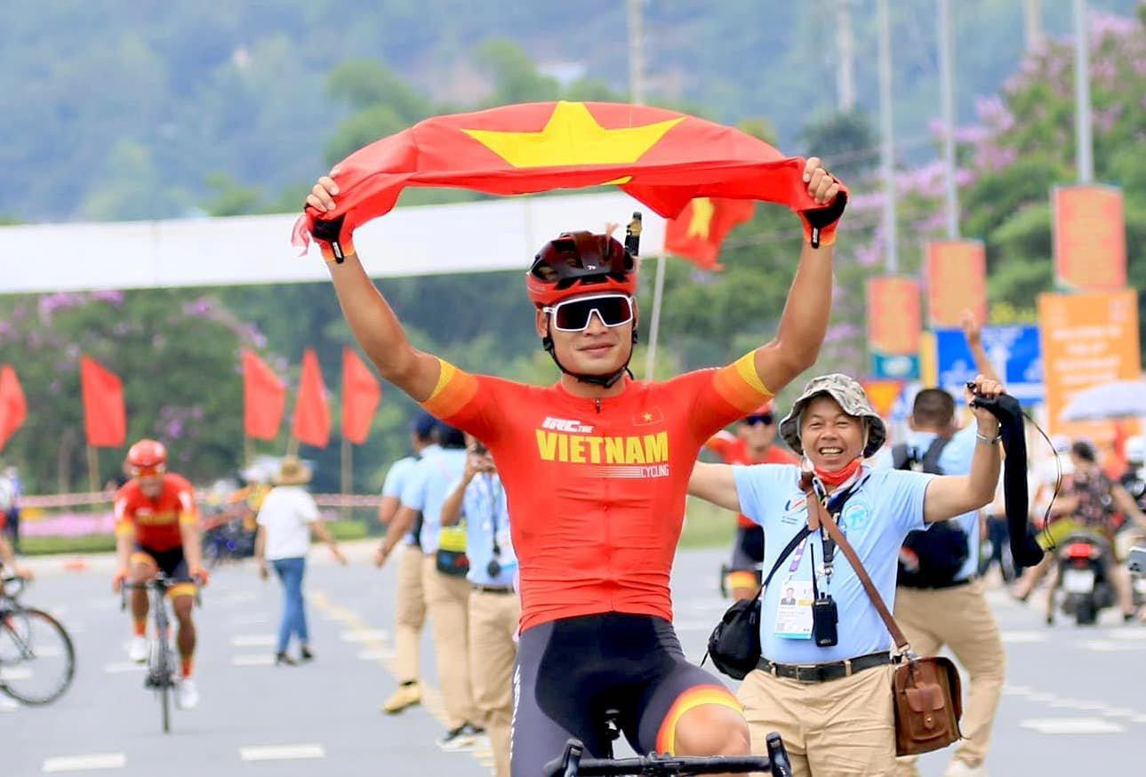 Trực tiếp SEA Games 31 ngày 19/5: Kình ngư Huy Hoàng giành HCV thứ 5 tại SEA Games ảnh 12
