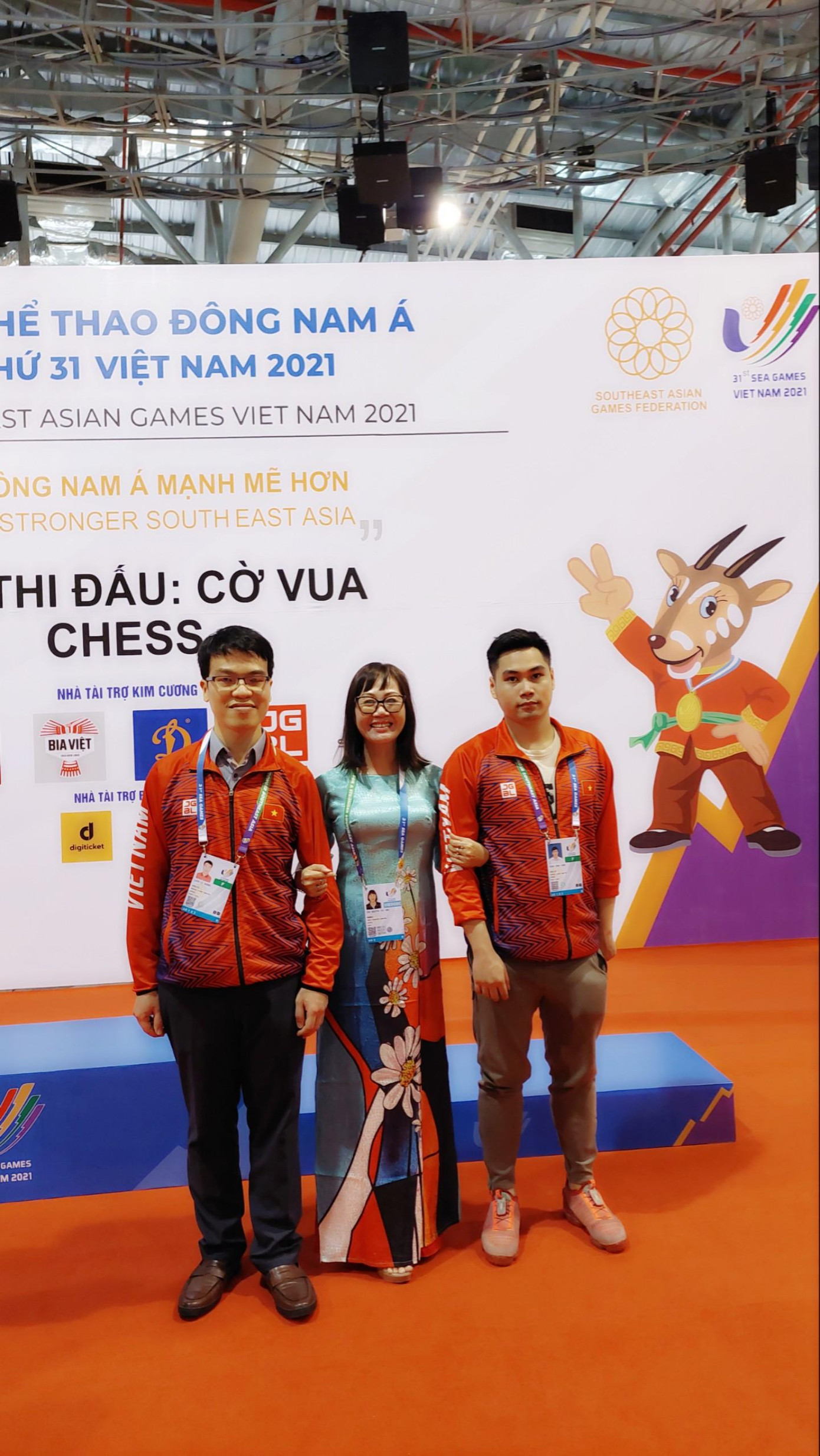 Trực tiếp SEA Games 31 ngày 19/5: Kình ngư Huy Hoàng giành HCV thứ 5 tại SEA Games ảnh 6