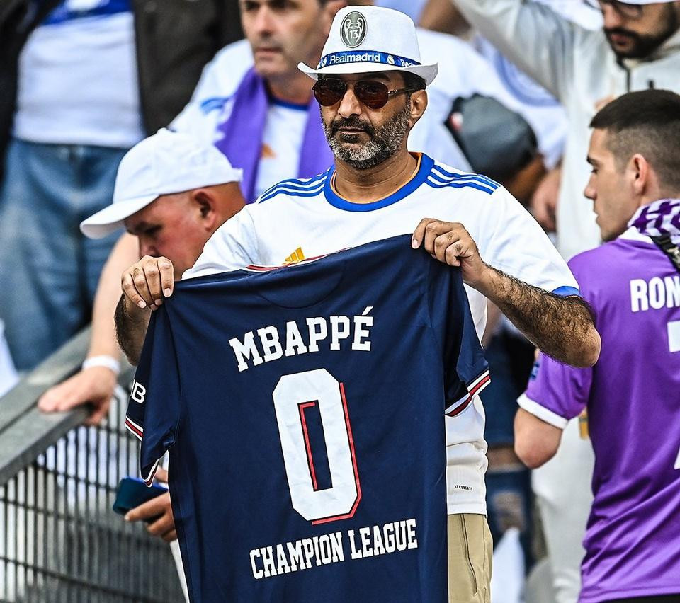 Mbappe bị chế giễu có 0 danh hiệu Champions League Mbappe bị chế giễu có 0 danh hiệu Champions League
