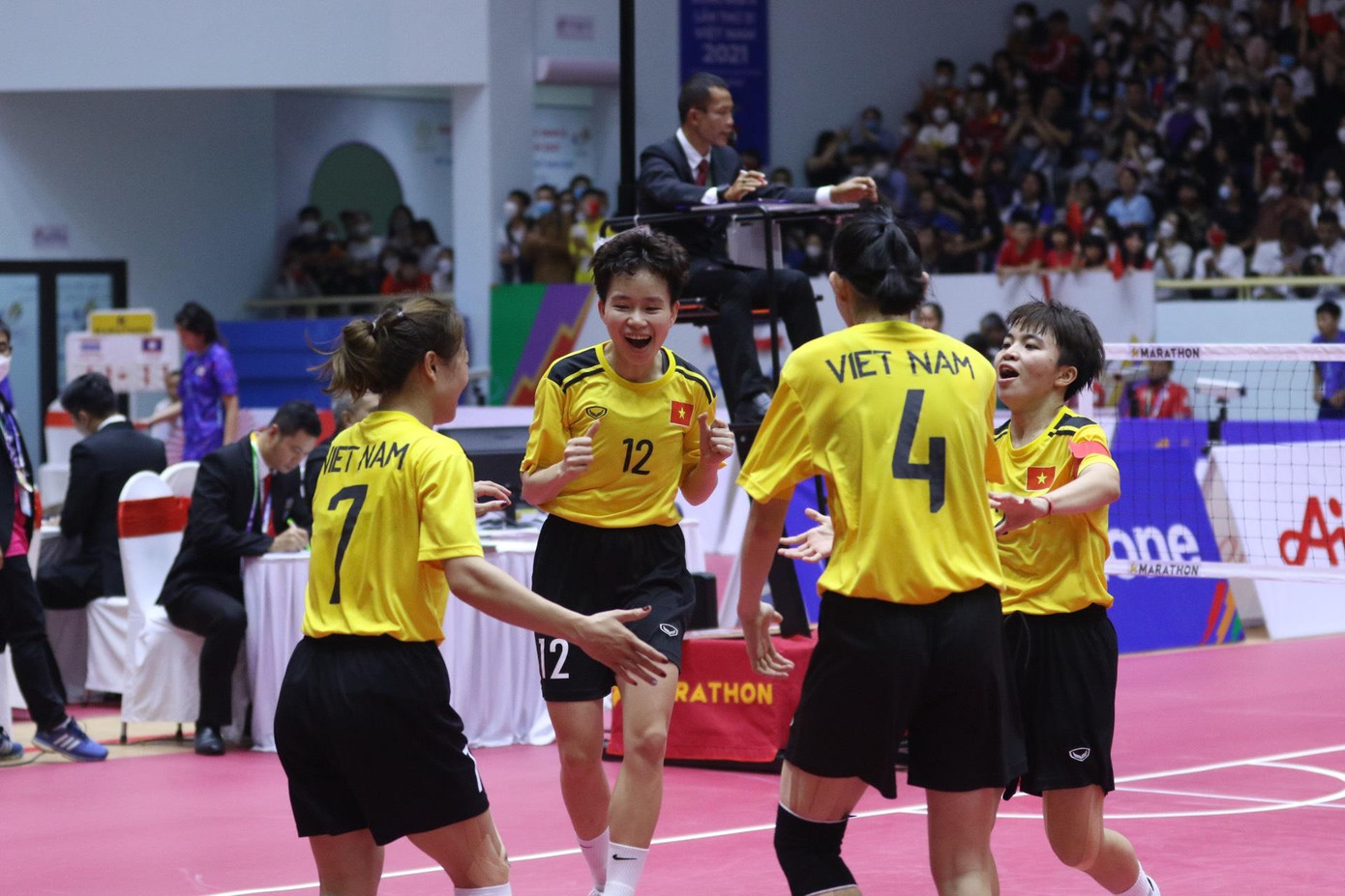 Trực tiếp SEA Games ngày 21/5:Bóng đá nữ thắng Thái Lan, TTVN cán mốc 180 HCV ảnh 18