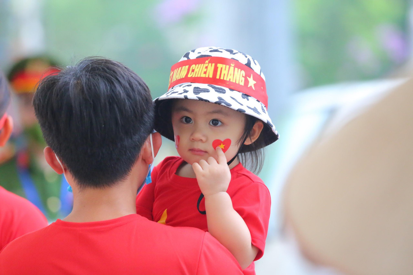 Trước đó, U23 Indonesia đánh bại U23 Myanmar 3-1 ở lượt trận cuối bảng A. Với chiến thắng này, Indonesia đã &apos;tiễn&apos; U23 Myanmar về nước, đồng thời gián tiếp giúp U23 Việt Nam đi tiếp mà không cần quan tâm đến kết quả trận gặp Timor Leste.