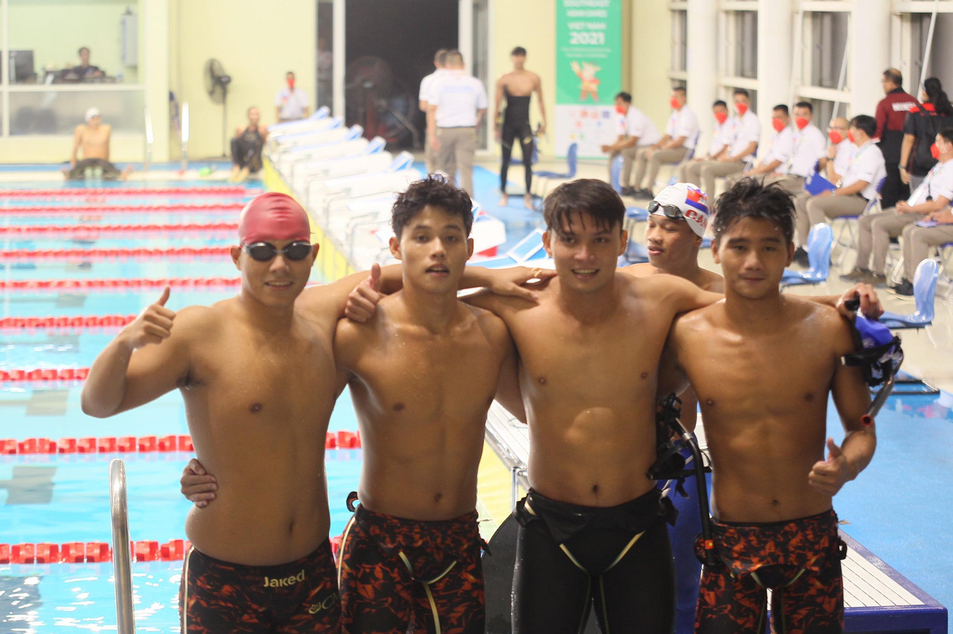 Trực tiếp SEA Games ngày 21/5:Bóng đá nữ thắng Thái Lan, TTVN cán mốc 180 HCV ảnh 57