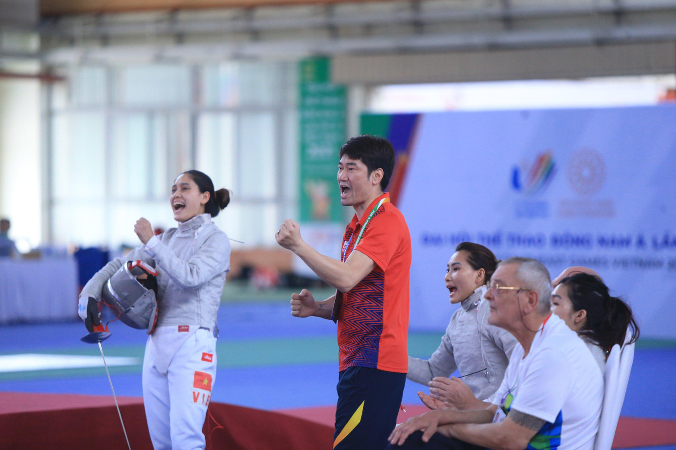 Trực tiếp SEA Games 31 ngày 18/5: Giành 21 HCV, Đoàn TTVN 'cô độc' trên đỉnh bảng ảnh 19