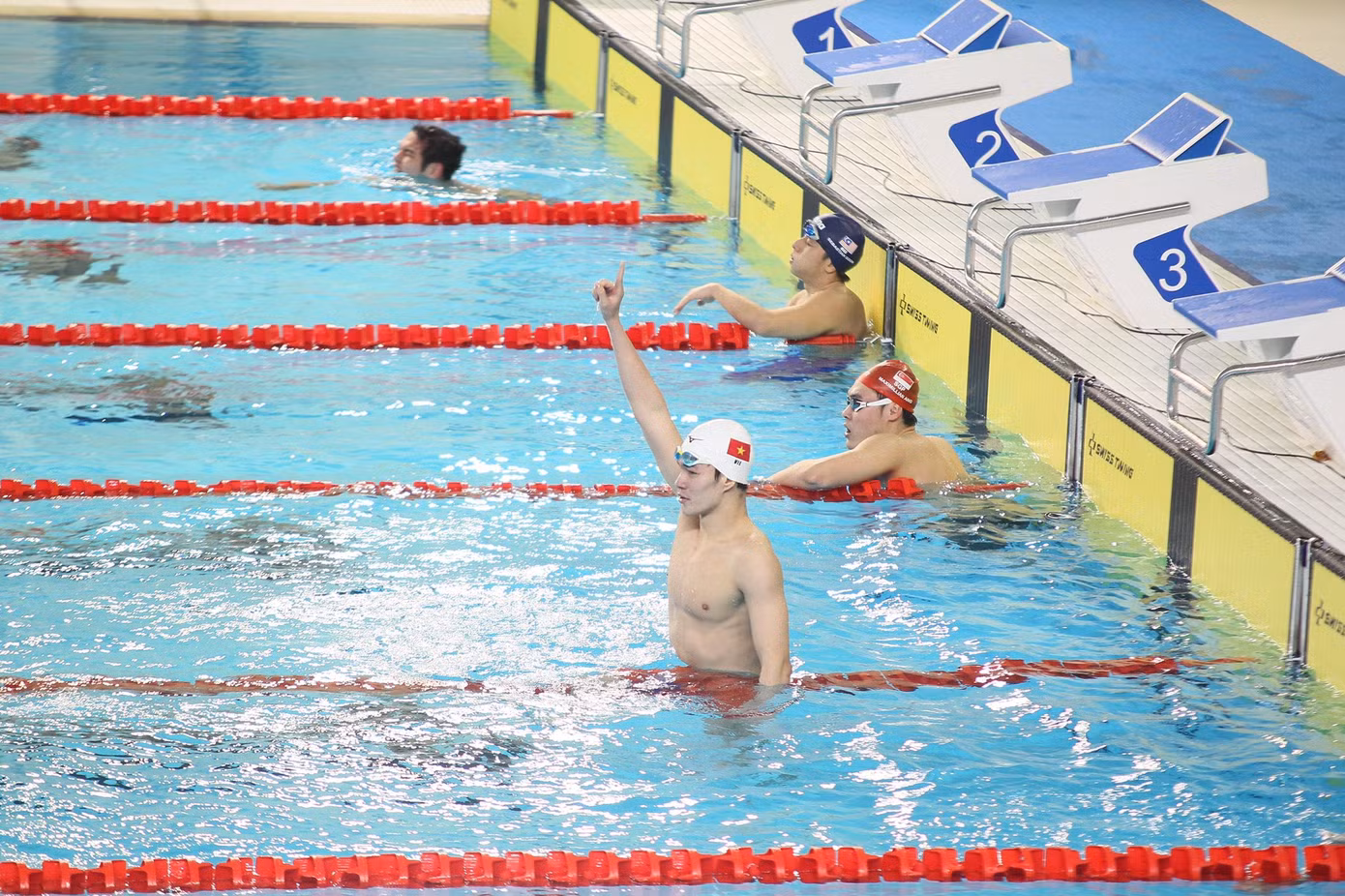 Trực tiếp SEA Games 31 ngày 18/5: Giành 21 HCV, Đoàn TTVN 'cô độc' trên đỉnh bảng ảnh 3