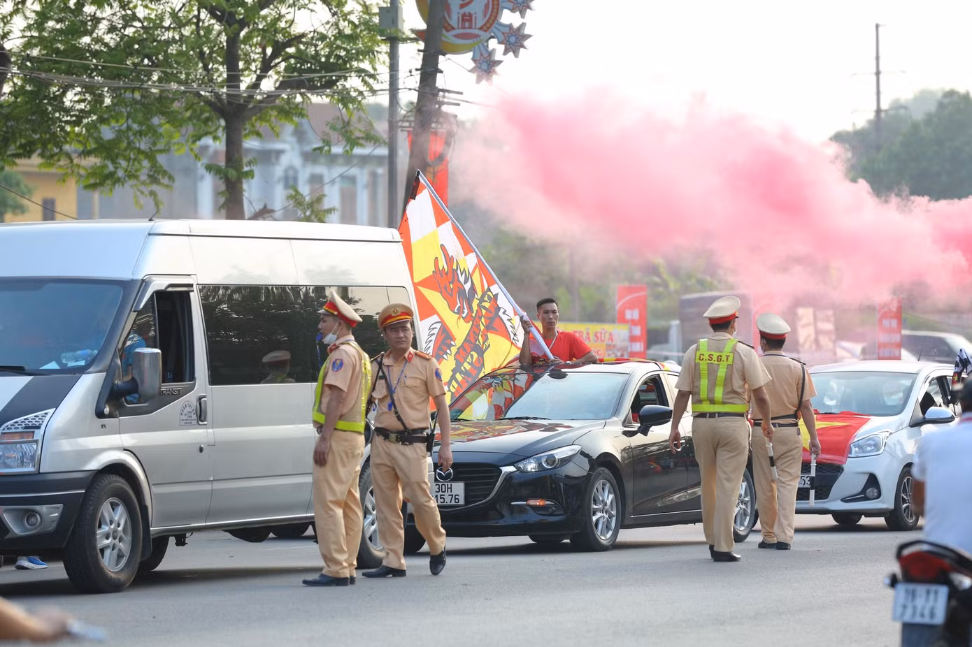 Phú Thọ rộn ràng đón trận đại chiến U23 Việt Nam gặp U23 Indonesia ảnh 30