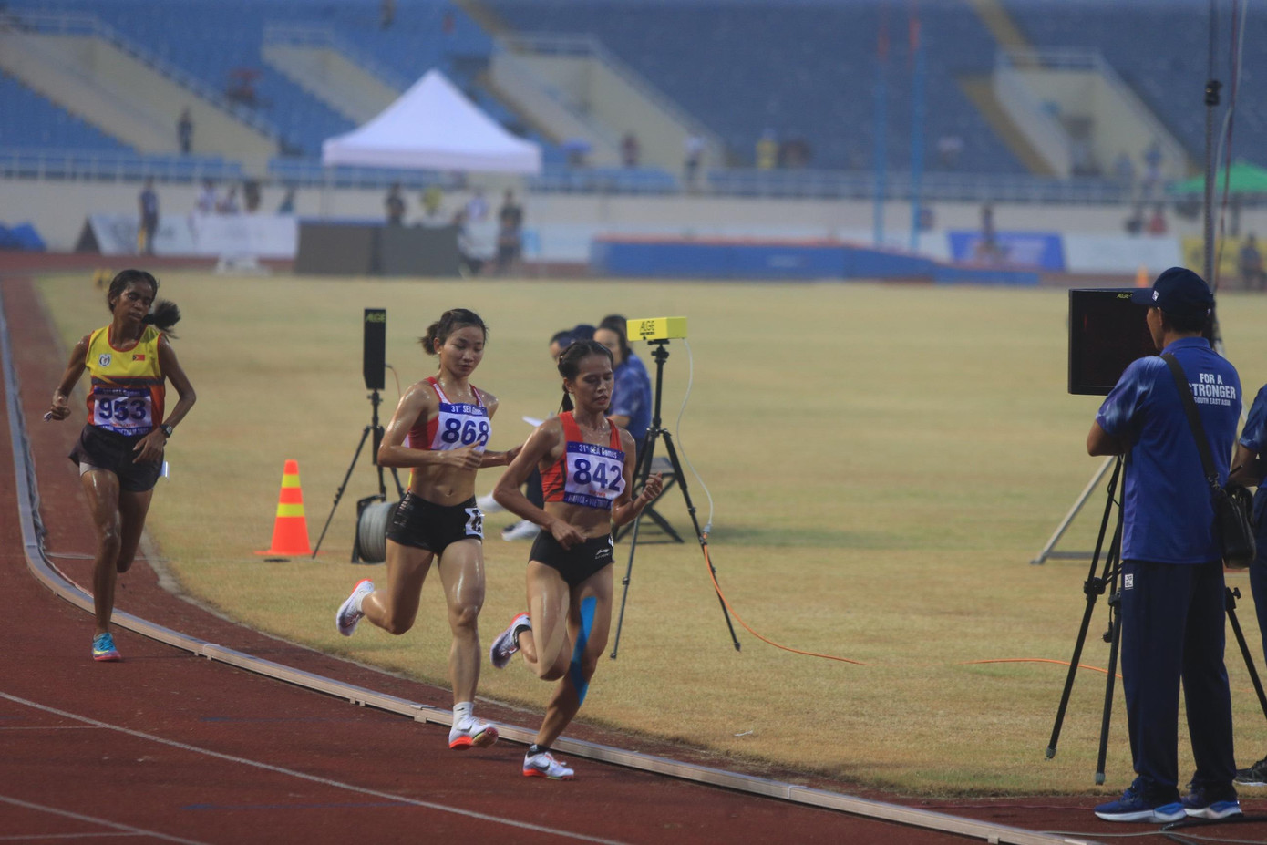 Trực tiếp SEA Games 31, ngày 14/5: Scooling phạm lỗi, bơi Việt Nam có HCV thứ 3 ảnh 37