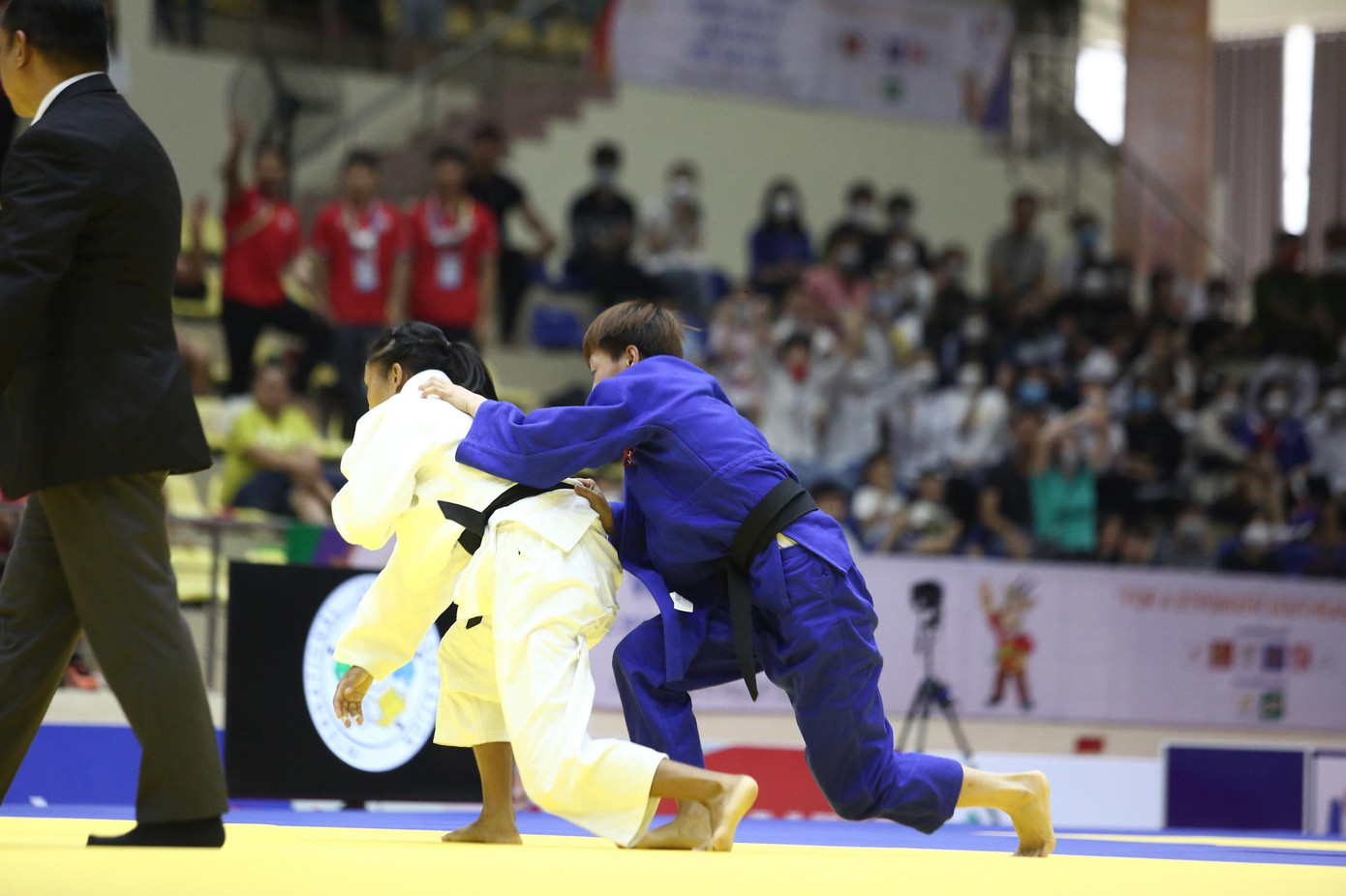 Trực tiếp SEA Games ngày 21/5:Bóng đá nữ thắng Thái Lan, TTVN cán mốc 180 HCV ảnh 24