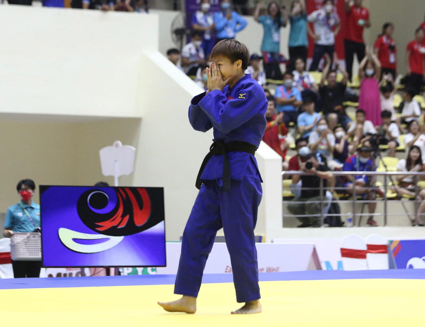 Trực tiếp SEA Games ngày 21/5:Bóng đá nữ thắng Thái Lan, TTVN cán mốc 180 HCV ảnh 27