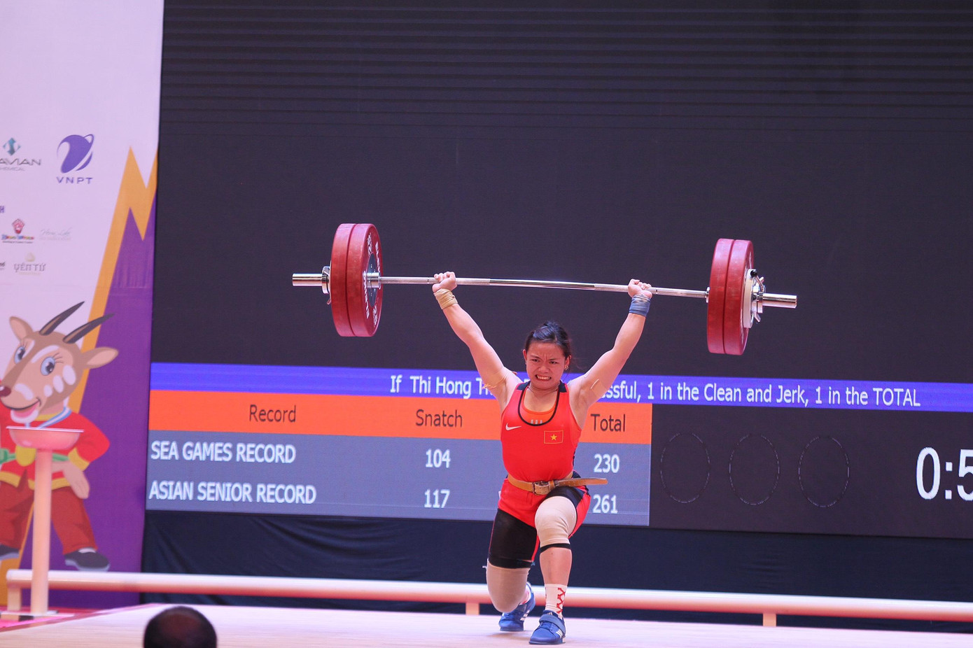 Trực tiếp SEA Games ngày 21/5:Bóng đá nữ thắng Thái Lan, TTVN cán mốc 180 HCV ảnh 7