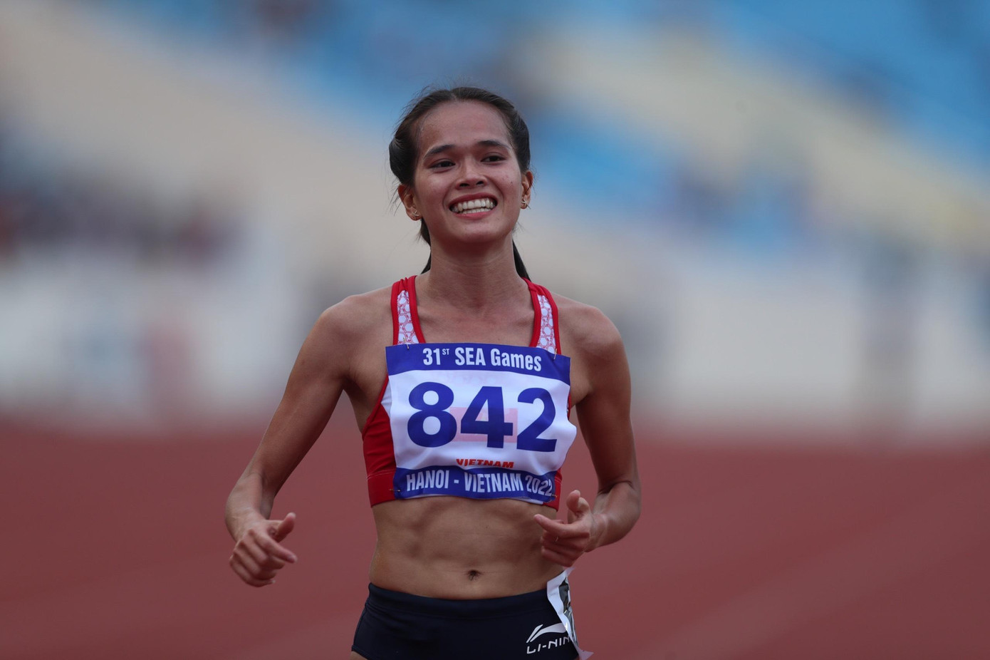 Trực tiếp SEA Games 31 ngày 18/5: Giành 21 HCV, Đoàn TTVN 'cô độc' trên đỉnh bảng ảnh 42