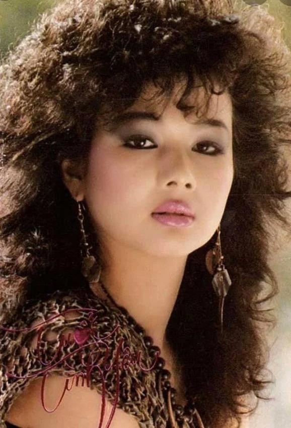 Kim Ngân ngày trẻ Kim Ngân ngày trẻ