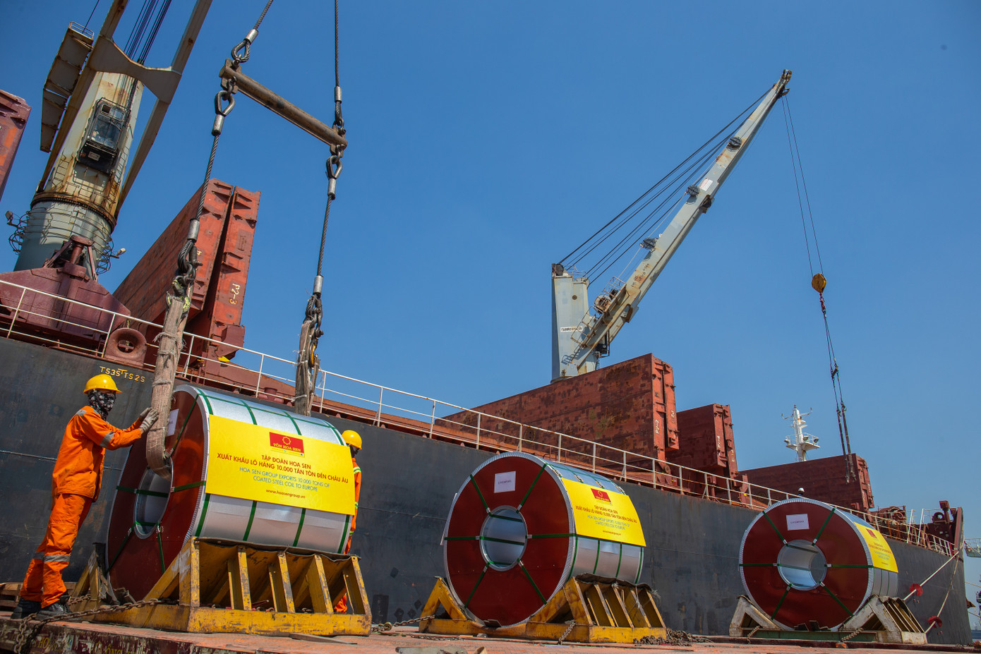 Doanh thu xuất khẩu Quý 1 NĐTC 2023-2024 chiếm 43% tổng doanh thu và tăng 10% so với cùng kỳ của HSG.