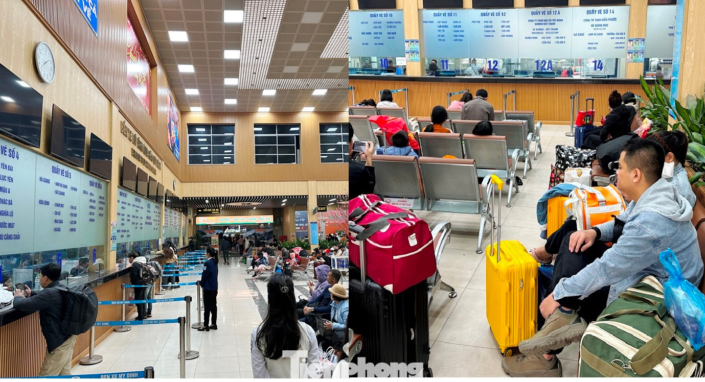 Tại khu vực phòng bán vé và nhà chờ, hành khách ngồi đợi kín các hàng ghế. Đây là hình ảnh hiếm gặp trong gần 1 năm nay tại các bến xe Hà Nội.