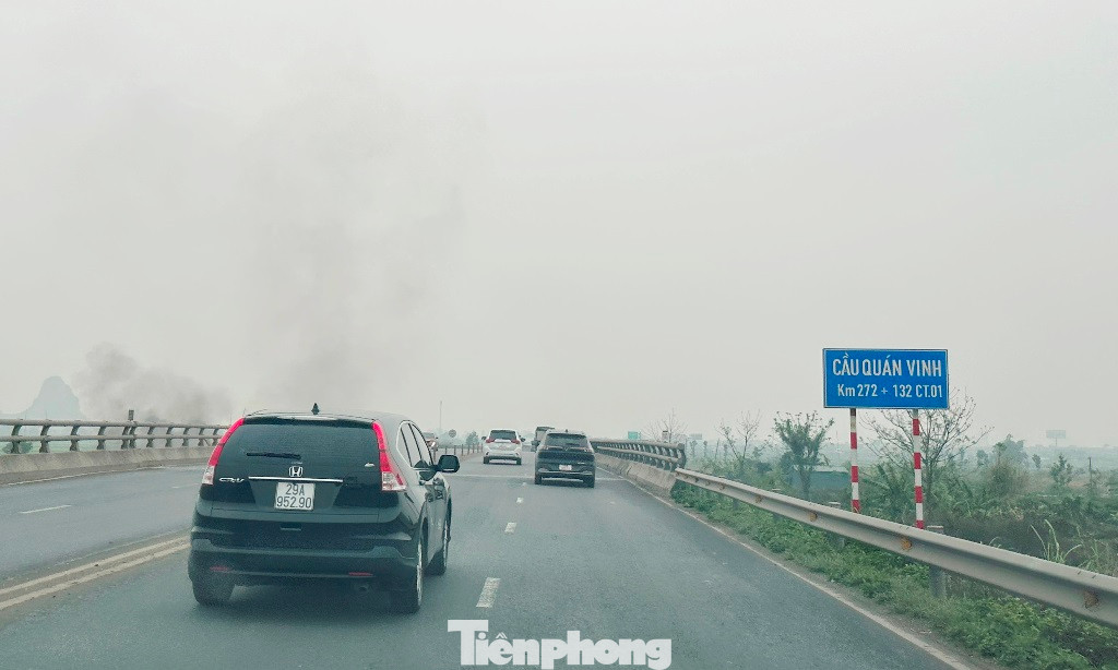 Cao tốc Cao Bồ - Mai Sơn là 1 trong 11 dự án cao tốc Bắc Nam giai đoạn 1 do Sở GTVT Ninh Bình (nay là Sở Xây dựng) làm chủ đầu tư được thông xe chưa lâu, nhưng do các bất cập nêu trên, ngân sách nhà nước vừa chi thêm 1.900 tỷ đồng để mở rộng tuyến đường từ 4 lên 6 làn xe (mỗi chiều đường 3 làn). Theo đó, từ cuối năm 2026 (thời điểm hoàn thành dự án), tuyến cao tốc sẽ xóa được các bất cập về hạ tầng và phương án tổ chức giao thông trong đó có chấm dứt sự các bất cập và "nút thắt cổ chai" trên hành trình cao tốc Bắc - Nam.