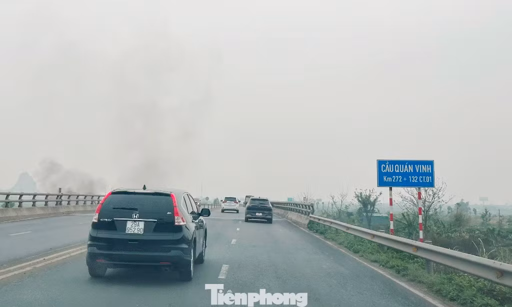 Cao tốc Cao Bồ - Mai Sơn là 1 trong 11 dự án cao tốc Bắc Nam giai đoạn 1 do Sở GTVT Ninh Bình (nay là Sở Xây dựng) làm chủ đầu tư được thông xe chưa lâu, nhưng do các bất cập nêu trên, ngân sách nhà nước vừa chi thêm 1.900 tỷ đồng để mở rộng tuyến đường từ 4 lên 6 làn xe (mỗi chiều đường 3 làn). Theo đó, từ cuối năm 2026 (thời điểm hoàn thành dự án), tuyến cao tốc sẽ xóa được các bất cập về hạ tầng và phương án tổ chức giao thông trong đó có chấm dứt sự các bất cập và "nút thắt cổ chai" trên hành trình cao tốc Bắc - Nam.