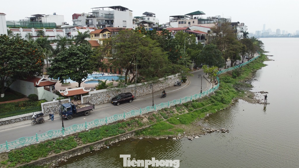 Nhiều đoạn đường ngoằn nghèo khó đi Nhiều đoạn đường ngoằn nghèo khó đi