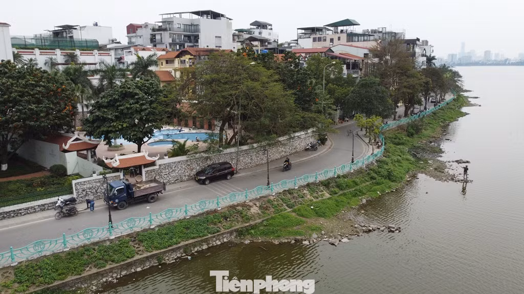 Nhiều đoạn đường ngoằn nghèo khó đi Nhiều đoạn đường ngoằn nghèo khó đi