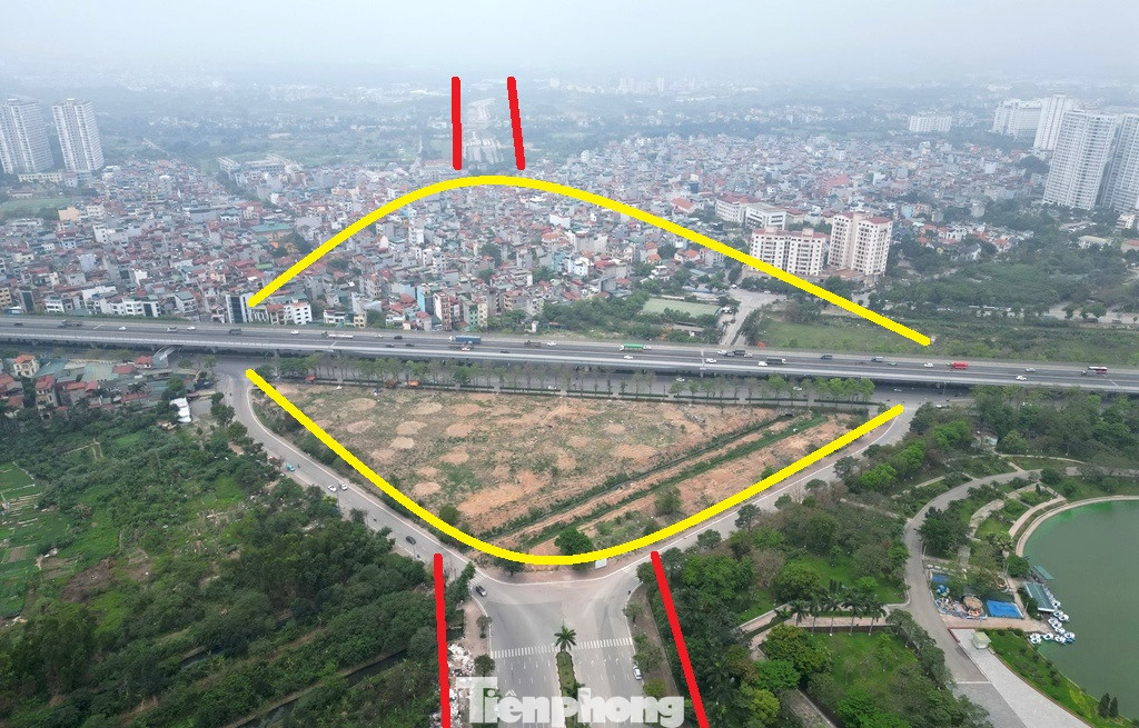 Hiện đoạn đường dài 5,5 km này mới hoàn thành, đưa vào sử dụng đoạn từ đường Võ Chí Công đến nút giao vành đai 3, đoạn từ vành đai 3 đến Minh Khai đang thi công chậm trễ nhiều năm nay