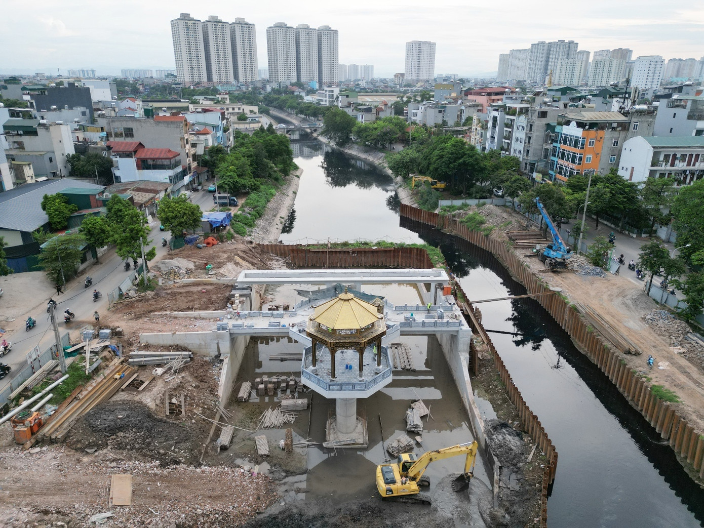 Công trình có chức năng kiểm soát dòng chảy, duy trì mực nước ổn định trên sông, kỳ vọng cùng với nhiều giải pháp khác, sẽ "hồi sinh" được sông Tô Lịch. Công trình có chức năng kiểm soát dòng chảy, duy trì mực nước ổn định trên sông, kỳ vọng cùng với nhiều giải pháp khác, sẽ "hồi sinh" được sông Tô Lịch.