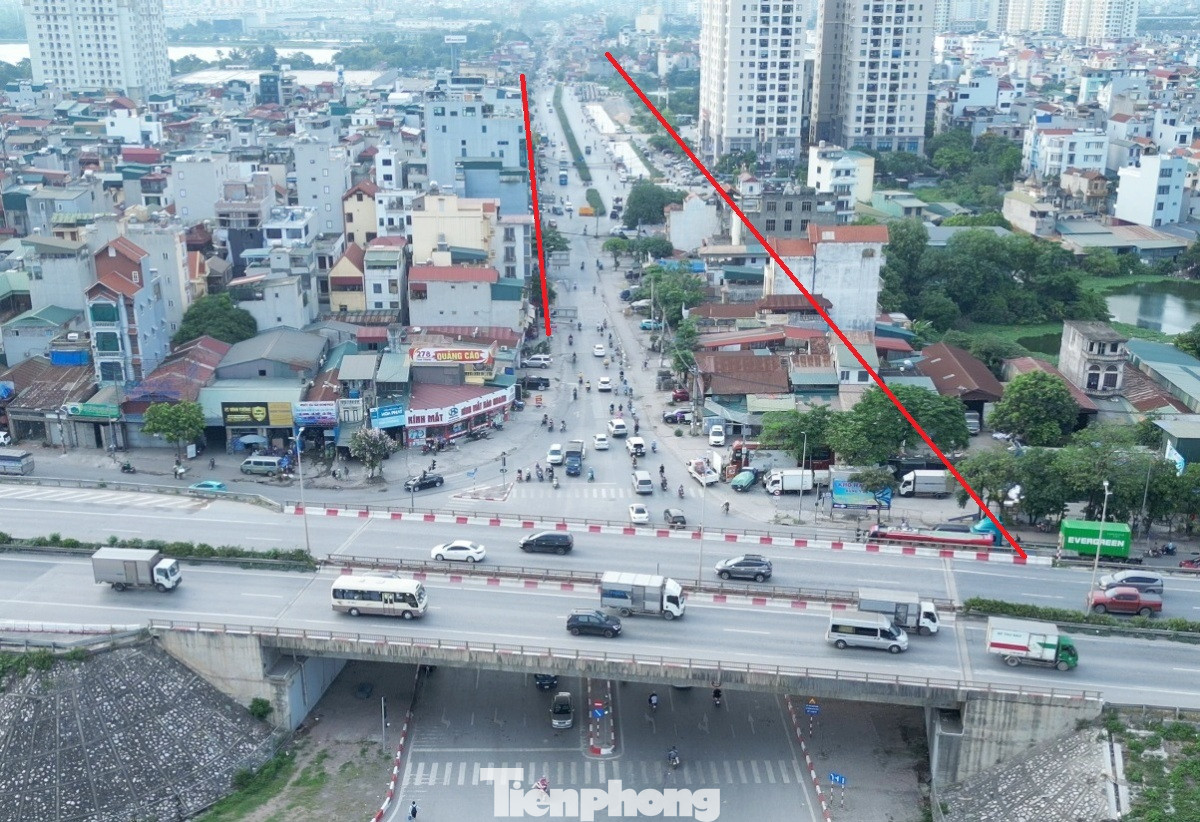 Trong đó có nhiều dự án giao thông với mức đầu tư lớn như dự án mở rộng đường Tam Trinh; dự án xây dựng tuyến đường Minh Khai - Vĩnh Tuy - Yên Duyên kết nối đường Vành đai 2,5 với Vành đai 3; dự án xây dựng đường vào chợ Lĩnh Nam... Riêng dự án mở rộng đường Tam Trinh có tổng mức đầu tư hơn 2.000 tỷ đồng