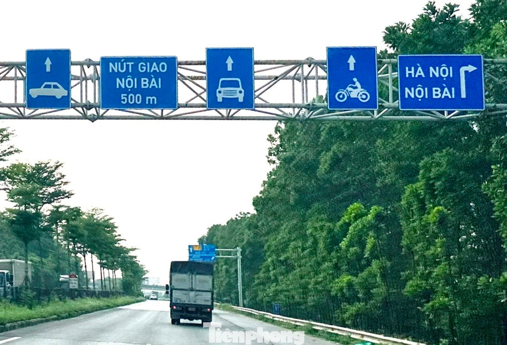 Hiện tuyến đường đang được tổ chức giao thông hỗn hợp (ô tô, xe máy đi chung) và tốc độ thường chỉ đạt cao nhất đến 80 - 90km/h.