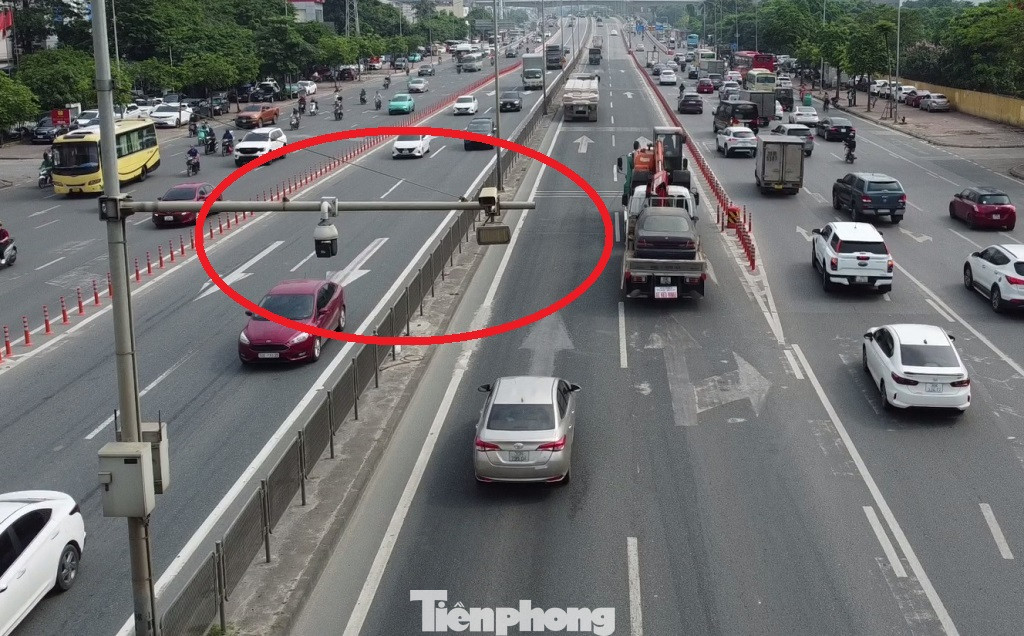 Tuy nhiên Phòng CSGT Hà Nội cho biết, không phải tất cả 600 cụm camera đều là xử phạt nguội xe vi phạm, mà tùy vào hạ tầng, lưu lượng xe và ý thức chấp hành giao thông của người dân, cơ quan chức năng cân đối có trang bị camera chức năng xử phạt nguội hay không