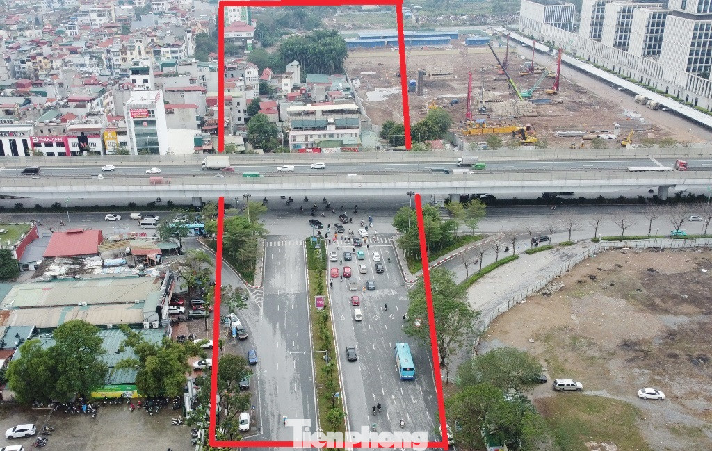 Theo phương án thiết kế kỹ thuật hầm chui tại nút giao Hoàng Quốc Việt - Vành đai 3 (hầm chui Hoàng Quốc Việt) dự án được thực hiện theo hướng đường Hoàng Quốc Việt (Cầu Giấy) đi sang hướng phố Trần Vỹ (Bắc Từ Liêm). Theo phương án thiết kế kỹ thuật hầm chui tại nút giao Hoàng Quốc Việt - Vành đai 3 (hầm chui Hoàng Quốc Việt) dự án được thực hiện theo hướng đường Hoàng Quốc Việt (Cầu Giấy) đi sang hướng phố Trần Vỹ (Bắc Từ Liêm).