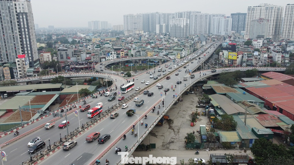 Từ kết quả kiểm định và phát hiện các hư hỏng trên, Ban Duy tu các công trình hạ tầng giao thông Hà Nội đề xuất Sở GTVT Hà Nội báo cáo thành phố sớm cho sửa chữa khắc phục. Từ kết quả kiểm định và phát hiện các hư hỏng trên, Ban Duy tu các công trình hạ tầng giao thông Hà Nội đề xuất Sở GTVT Hà Nội báo cáo thành phố sớm cho sửa chữa khắc phục.