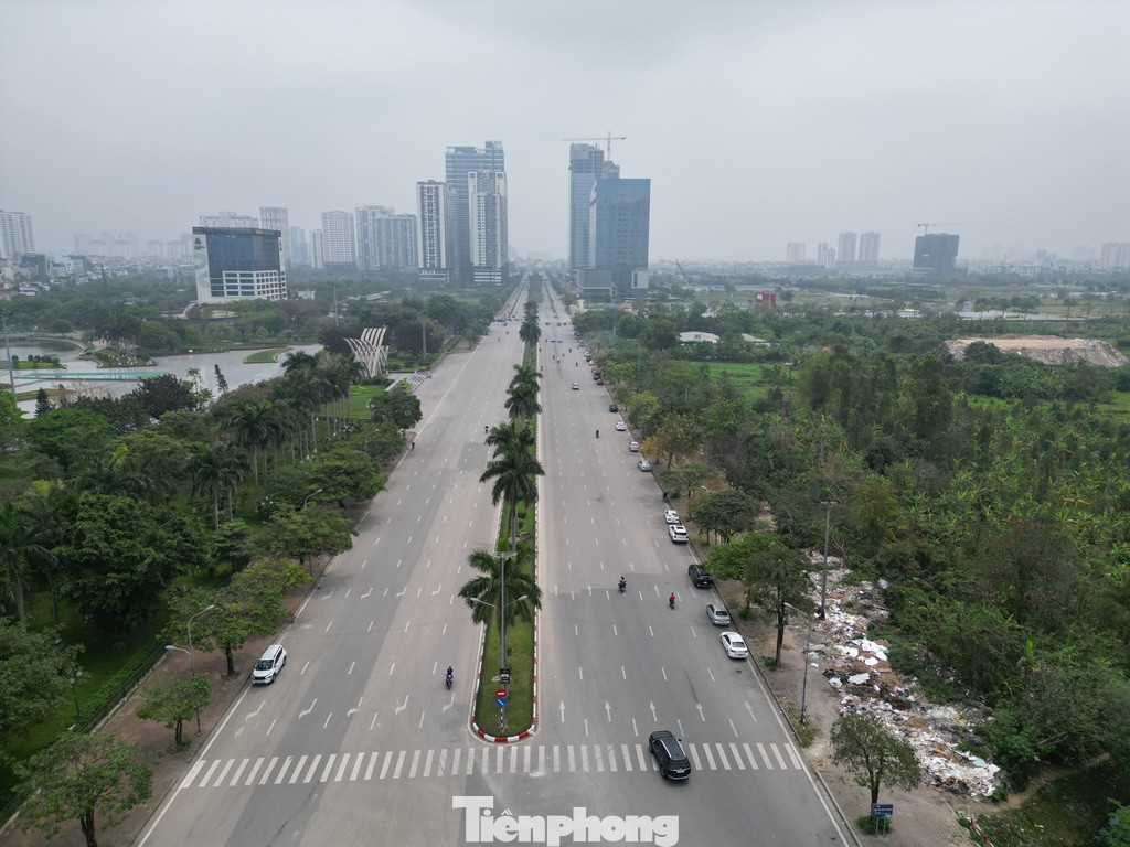 Với đoạn từ đường Võ Chí Công, Tây Hồ đến xã Minh Khai, Bắc Từ Liêm dài 5,5 km được yêu cầu thi công, hoàn thành sớm để kết nối khu vực Hồ Tây với khu liên cơ quận Bắc Từ Liêm, giảm tải cho quốc lộ 32.