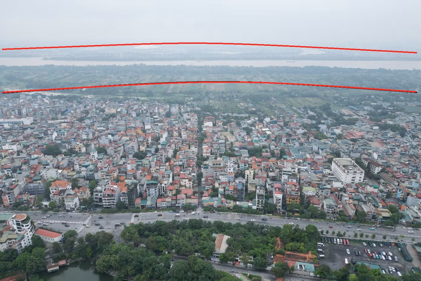 Với vị trí đường đi của tuyến được đề xuất là không đi trùng đê sông Hồng hoặc đường Âu Cơ - Nghi Tàm hiện nay, mà đường dự án đi dọc bãi sông ở hai bên.