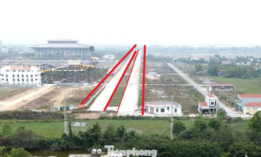 Hiện đoạn dự án từ QL1A đến nhà thi đấu tỉnh Hà Nam đã cơ bản xong và mặt đường 2 bên đã được thảm các lớp bê tông nhựa.