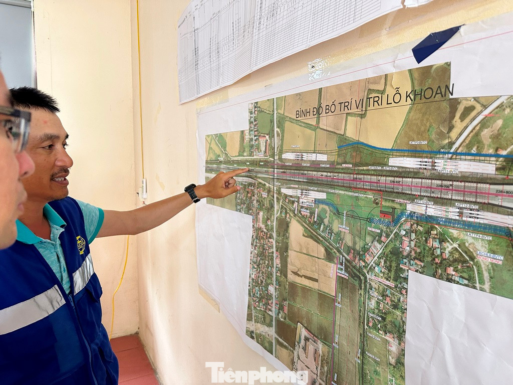 Đại diện nhà thầu dự án là liên danh Vinaconex - Trung Chính cho biết, hiện dự án đã thi công được 75% khối lượng công việc và đang phấn đấu hoàn thành vào tháng 8/2025 - vượt tiến độ so với kế hoạch khoảng 4 tháng.