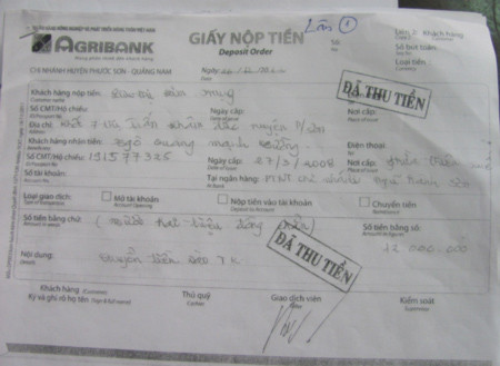 Lần chuyển tiền 12 triệu đồng vào tài khoản của Cường do mẹ chị Nhung thực hiện. Ảnh: An Sơn