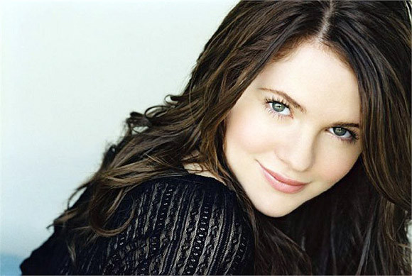 Lilia Stepanova sinh năm 1987 tại Moldova. Lilia Stepanova sinh năm 1987 tại Moldova