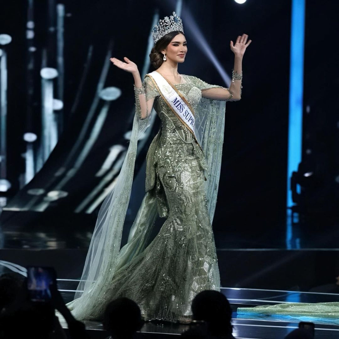 Tính đến nay, cô đã đặt chân tới hơn 17 quốc gia bao gồm Ba Lan, Ecuador, Mỹ, Honduras, Việt Nam, Philippines, Campuchia, Venezuela, Cộng hòa Dominica, Brazil, Thái Lan, Pháp, Australia, Cộng hòa Czech, Tây Ban Nha, Peru, Indonesia...