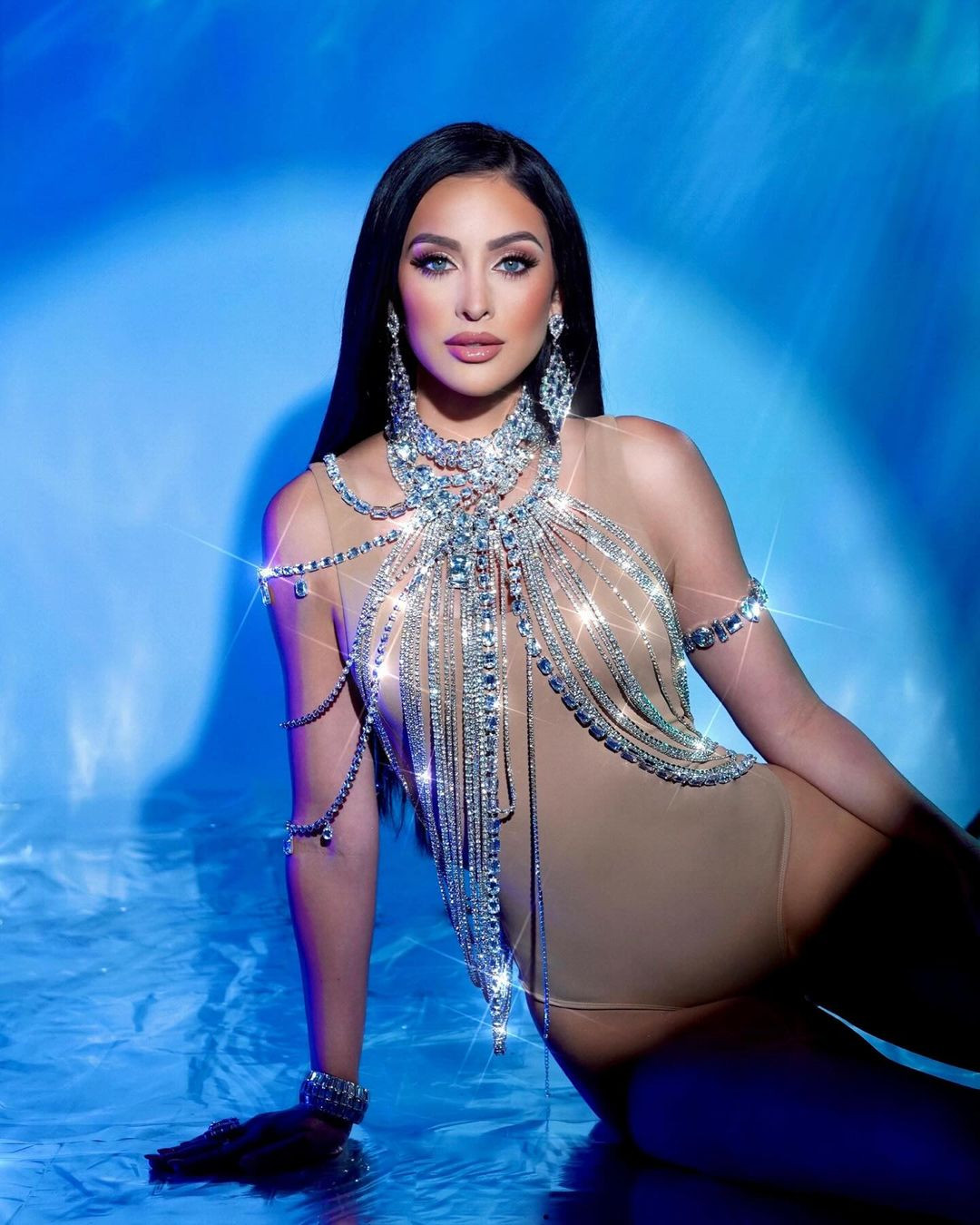 Năm 2008, cô đổi sang chuyên ngành kiến trúc, theo học Đại học Bách khoa Puerto Rico.