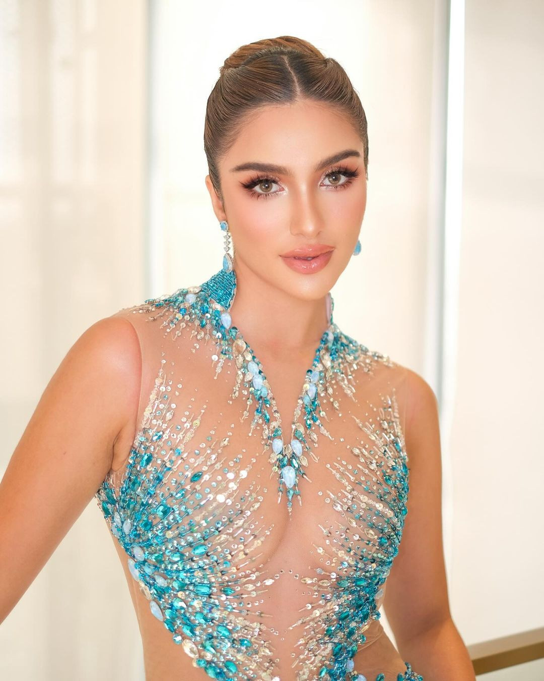 Andrea Aguilera có nhan sắc ấn tượng với chiều cao 1,78 m cùng số đo ba vòng 89-61-97 cm. Cô được khen là Hoa hậu Siêu quốc gia đẹp nhất trong lịch sử cuộc thi. Gần đây nhất, người đẹp được bầu chọn vào danh sách Nhan sắc vượt thời gian 2023 (Timeless Beauty) của chuyên trang sắc đẹp Missosology.