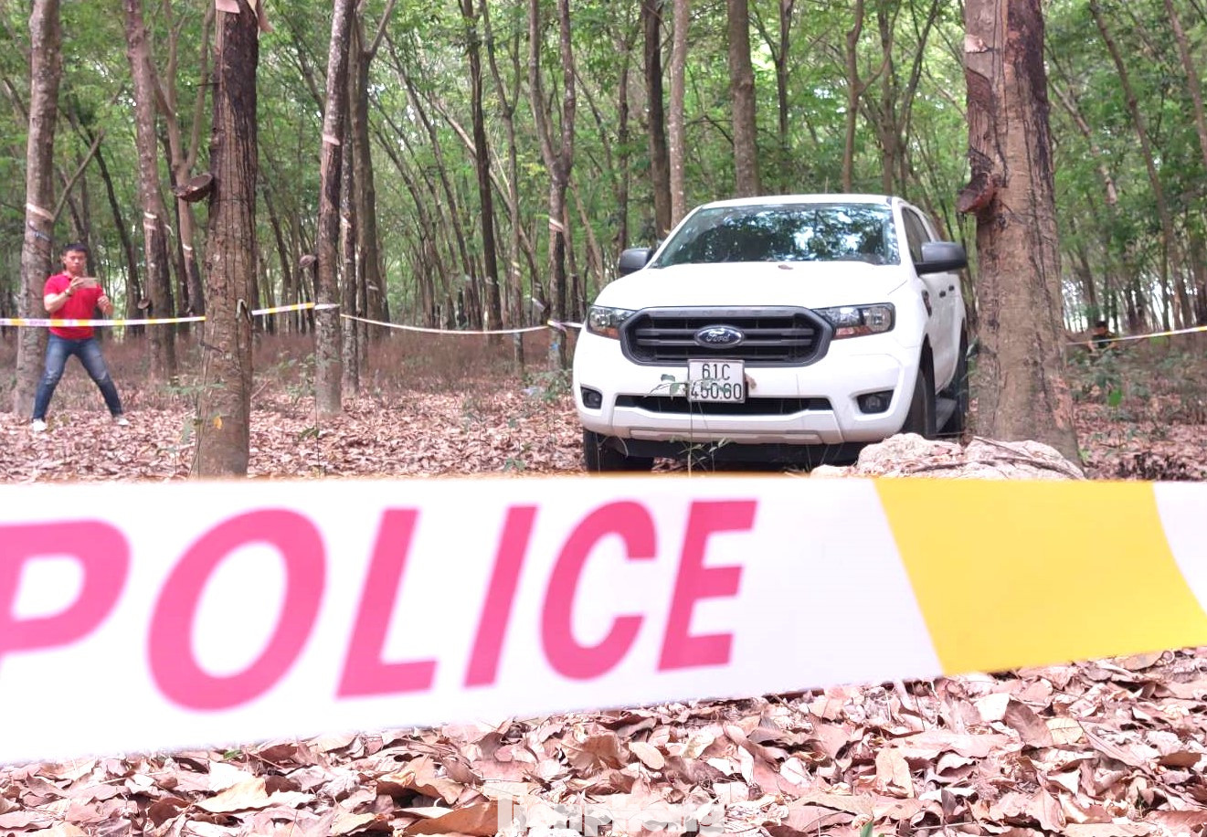 Chiếc xe ô tô đang bị phong tỏa