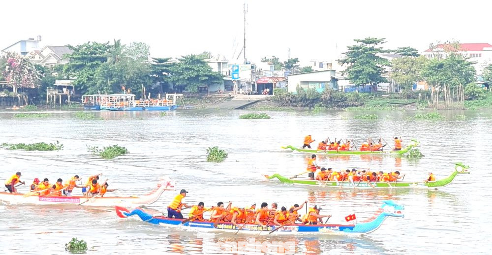 Ở cự ly 3000m: giải nhất thuộc về Đội Thạnh Phước (TP Tân Uyên). Giải nhì thuộc về huyện Dầu Tiếng và giải ba được trao cho TP.Thuận An. 3 giải khuyến khích thuộc về các đội: Thạnh Hội (TP Tân Uyên), huyện Bàu Bàng và TP Thủ Dầu Một.