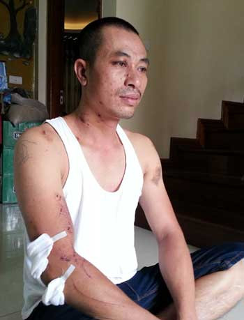 Ông Lập trao đổi với PV tại nhà riêng của mình. Ảnh: Hà Anh