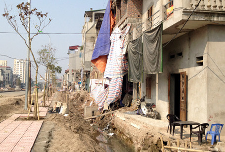 ...Tuy nhiên, phần lớn hạng mục dự án này còn ngổn ngang