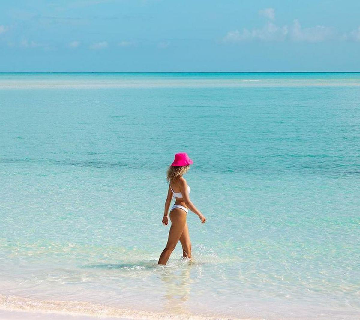 ... đến đường cong thể hình gây mê "đốt mắt" người nhìn.