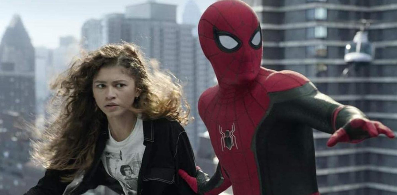Tom Holland và bạn gái Zendaya trong bom tấn Spider-Man: No Way Home dự kiến khởi chiếu vào ngày 17/12. Tom Holland và bạn gái Zendaya trong bom tấn Spider-Man: No Way Home dự kiến khởi chiếu vào ngày 17/12.