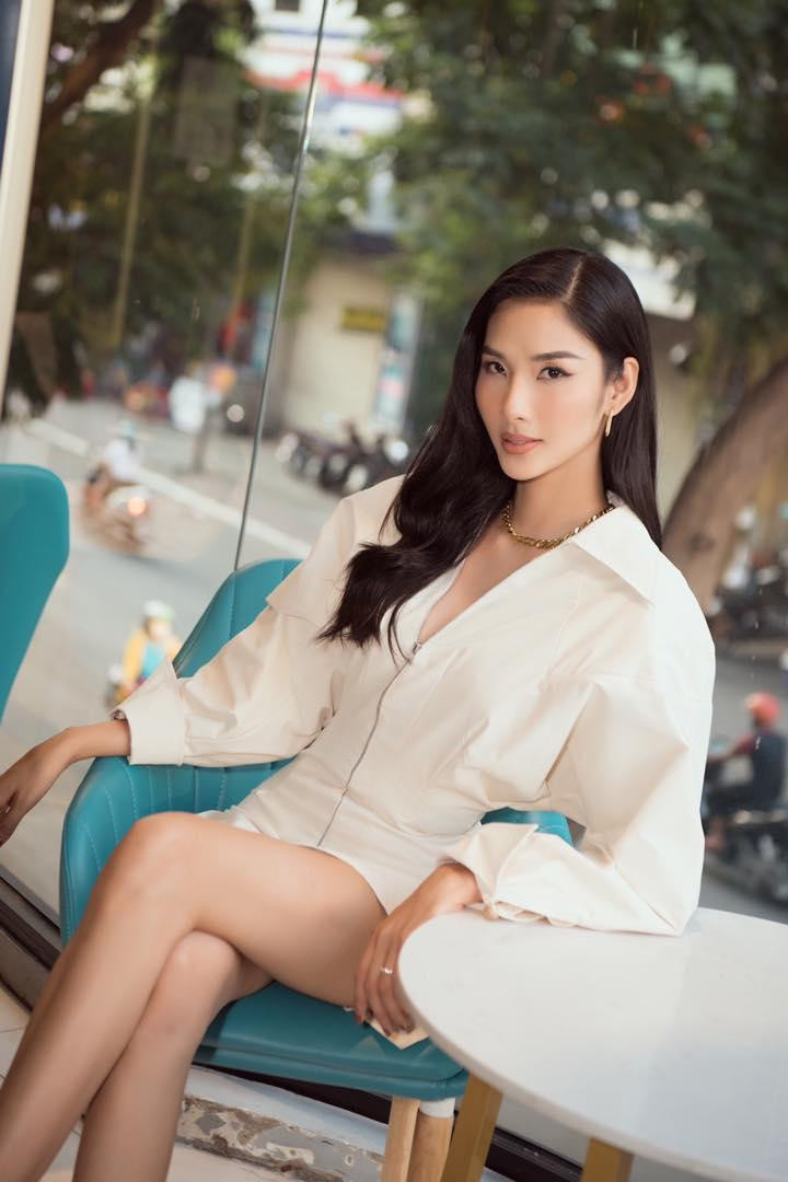 Á hậu Hoàn vũ Việt Nam 2017 đang ở độ chín muồi về nhan sắc sau khi đại diện Việt Nam tham dự Miss Universe 2019.