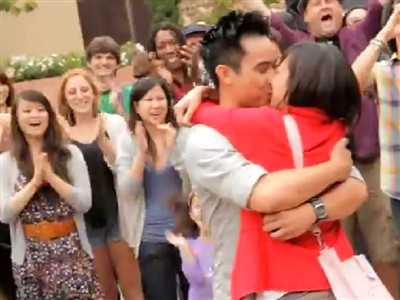 Nụ hôn nồng nàn