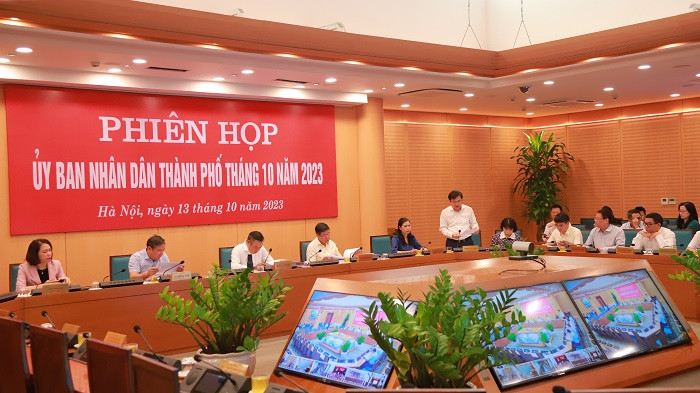 Toàn cảnh phiên họp ngày 13/10