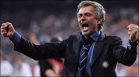 Cậu học trò Mourinho ngày nào đã chiến thắng ông thầy Louis Van Gaal. Ảnh: BBC . Cậu học trò Mourinho ngày nào đã chiến thắng ông thầy Louis Van Gaal. Ảnh: BBC