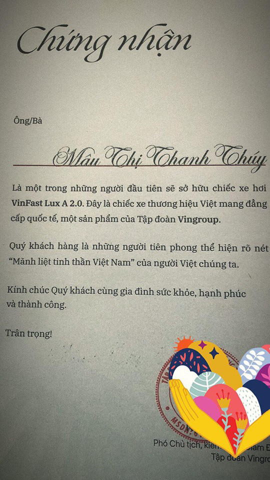 Á hậu Mâu Thuỷ khoe giấy xác nhận sở hữu xe hơi Vinfast Lux A 2.0 ảnh 1